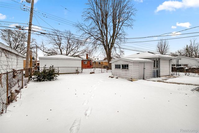 9058 Winston, Redford Charter Township, MI 48239