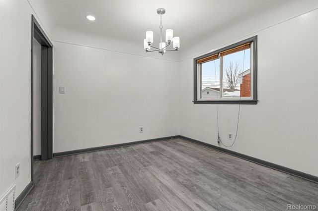 9058 Winston, Redford Charter Township, MI 48239