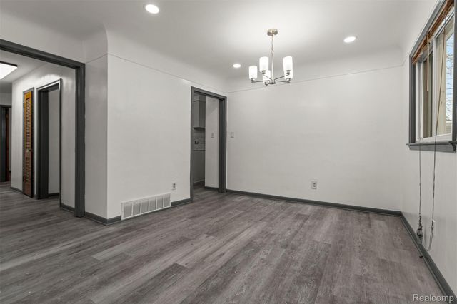 9058 Winston, Redford Charter Township, MI 48239