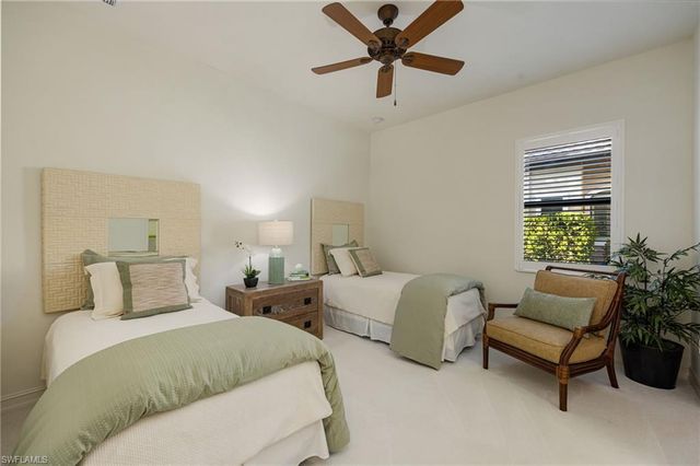 6530 Carema LN, Naples, FL 34113