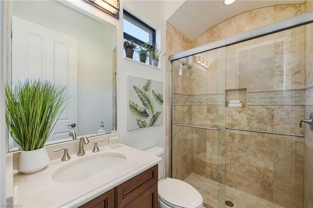 6530 Carema LN, Naples, FL 34113