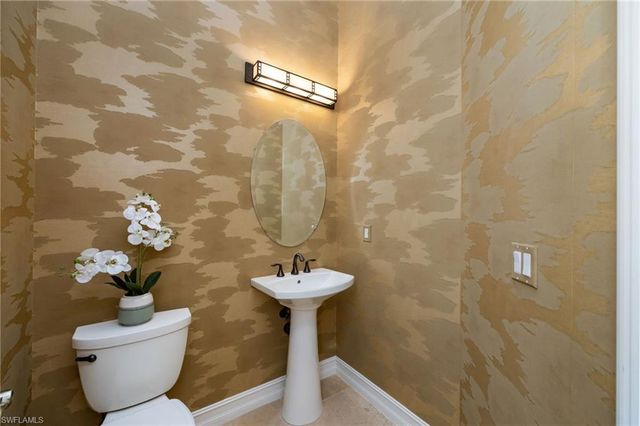 6530 Carema LN, Naples, FL 34113