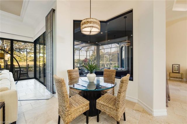 6530 Carema LN, Naples, FL 34113