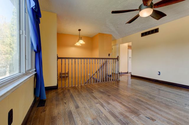 556 Lakeview Circle, Mt Sterling, KY 40353