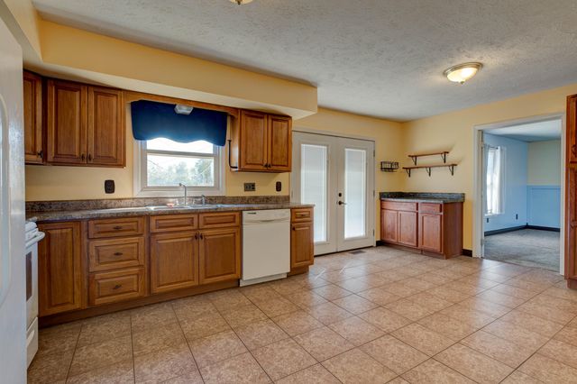 556 Lakeview Circle, Mt Sterling, KY 40353