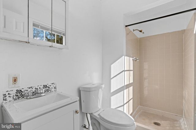 9715 PICKETT LN, Manassas, VA 20110