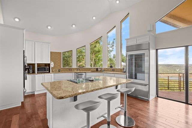13902 Panorama DR, Austin, TX 78732