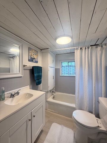 409 1st Street, Atkins, AR 72823