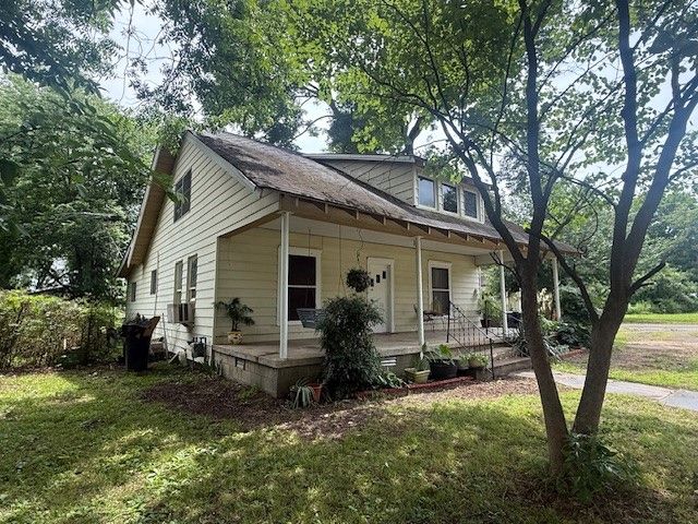 409 1st Street, Atkins, AR 72823