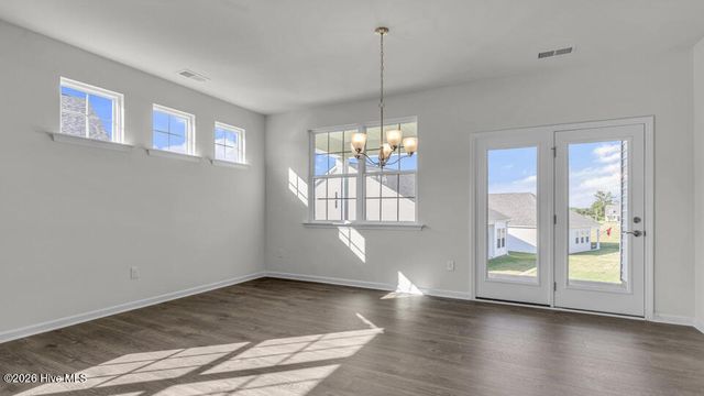 808 Fernwind Circle, Aberdeen, NC 28315