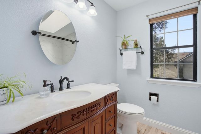 12411 Homestead Way, Auburn, CA 95603