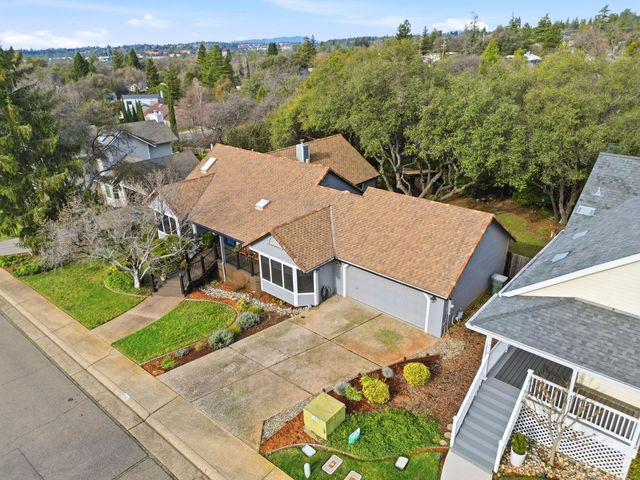 12411 Homestead Way, Auburn, CA 95603
