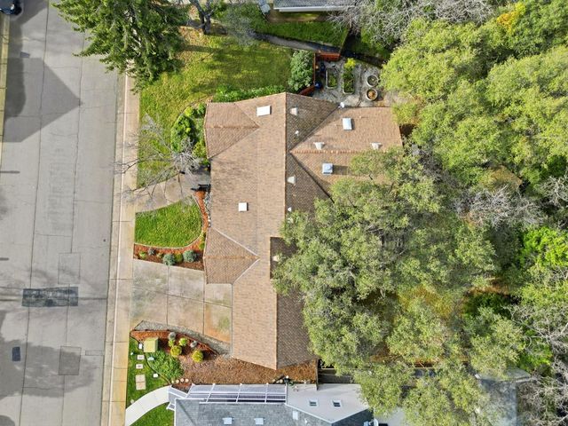 12411 Homestead Way, Auburn, CA 95603