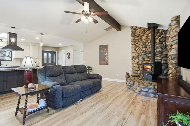 12411 Homestead Way, Auburn, CA 95603