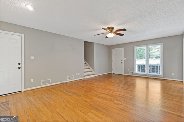 81 Shefield Place, Douglasville, GA 30134