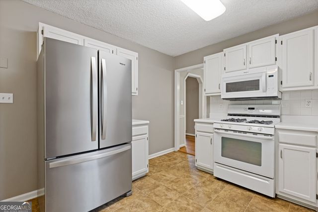 81 Shefield Place, Douglasville, GA 30134