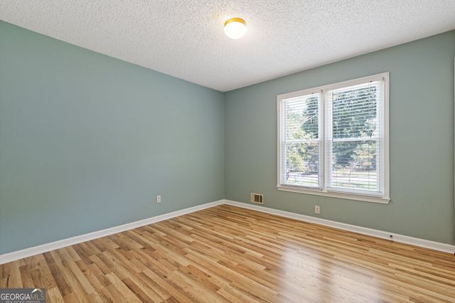 81 Shefield Place, Douglasville, GA 30134