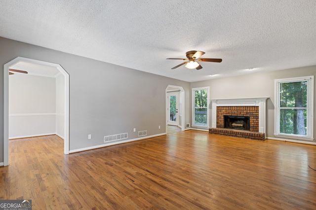 81 Shefield Place, Douglasville, GA 30134