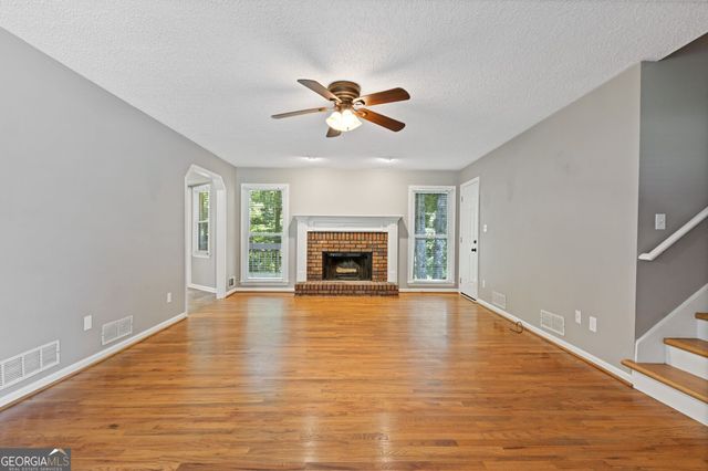 81 Shefield Place, Douglasville, GA 30134