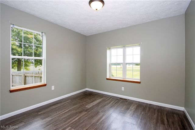 10964 Parmenter Road, Burbank, OH 44214