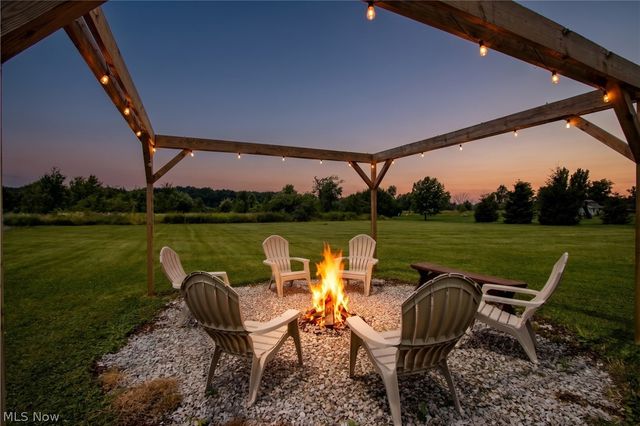 10964 Parmenter Road, Burbank, OH 44214