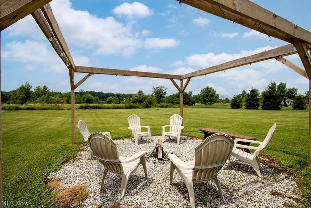 10964 Parmenter Road, Burbank, OH 44214