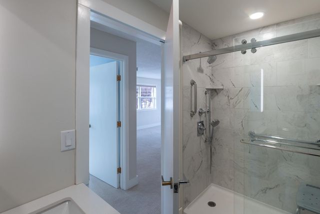 53 Lyme Rd Apt 35, Hanover, NH 03755