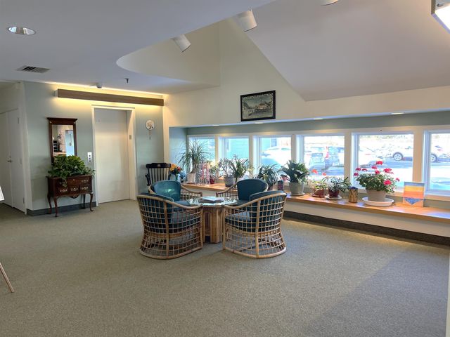 53 Lyme Rd Apt 35, Hanover, NH 03755