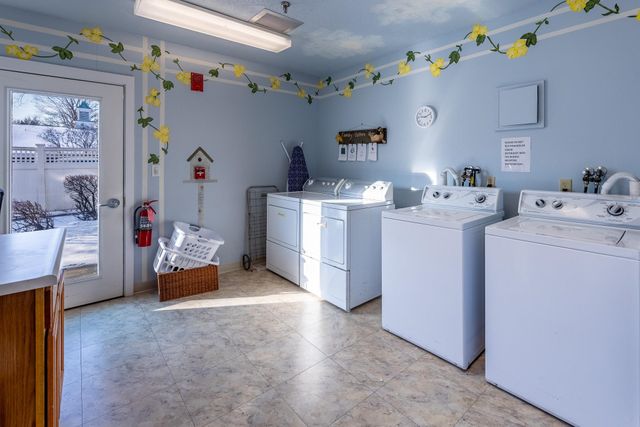 53 Lyme Rd Apt 35, Hanover, NH 03755