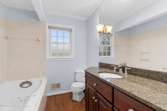 7524 Jamaica Dr, Louisville, KY 40214