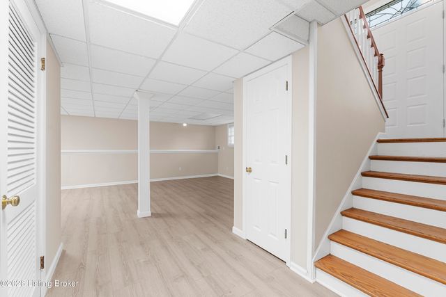 7524 Jamaica Dr, Louisville, KY 40214