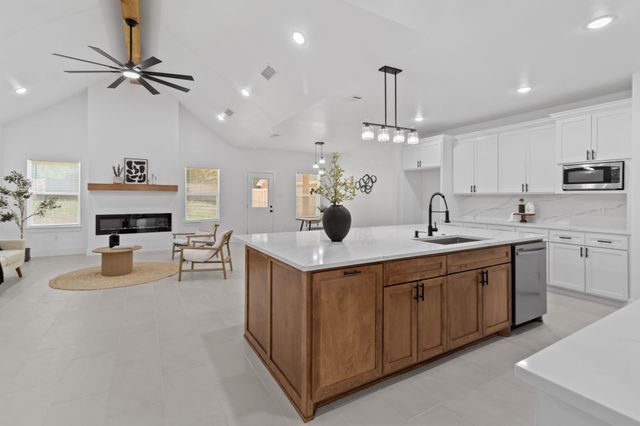4406 Baylor Street, Fort Worth, TX 76119