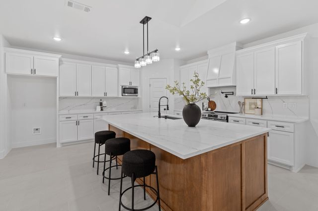 4406 Baylor Street, Fort Worth, TX 76119