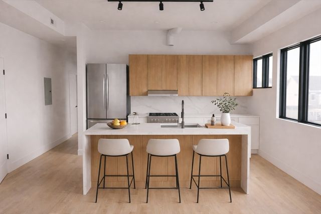 15 Clyde St A, Somerville, MA 02145