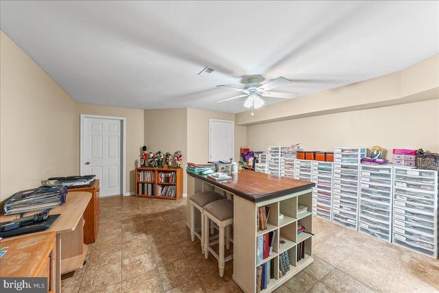 267 WYNCOTE DR, Oxford, PA 19363