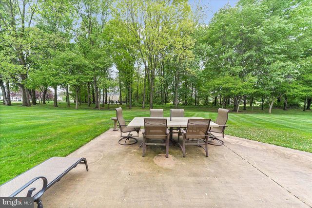267 WYNCOTE DR, Oxford, PA 19363