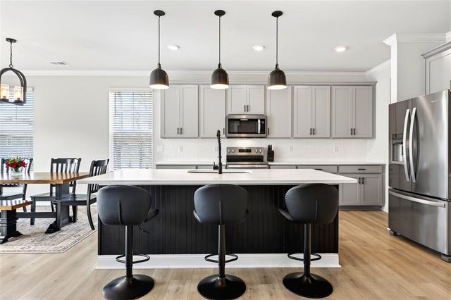 20 AVONWOODS CT, Staunton, VA 24401