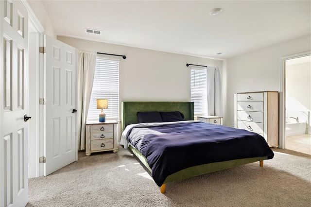 20 AVONWOODS CT, Staunton, VA 24401