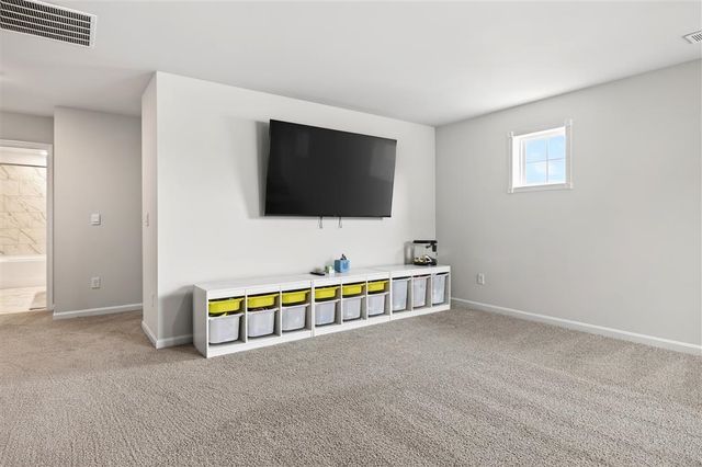 20 AVONWOODS CT, Staunton, VA 24401