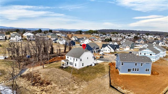 20 AVONWOODS CT, Staunton, VA 24401