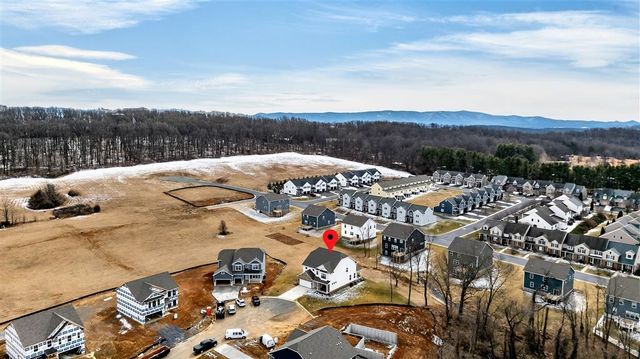 20 AVONWOODS CT, Staunton, VA 24401