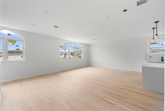 10315 217th Street, Queens Village, NY 11429