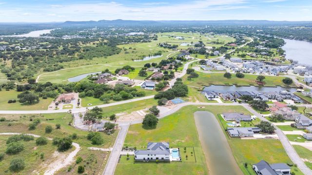102 Summer Life LN, Kingsland, TX 78639
