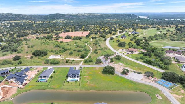 102 Summer Life LN, Kingsland, TX 78639