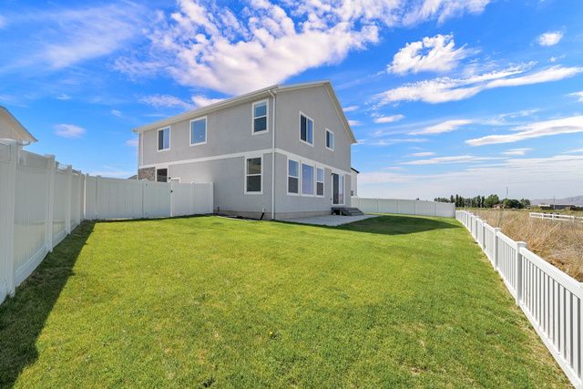 2902 W NORTH SHORE DR, Syracuse, UT 84075