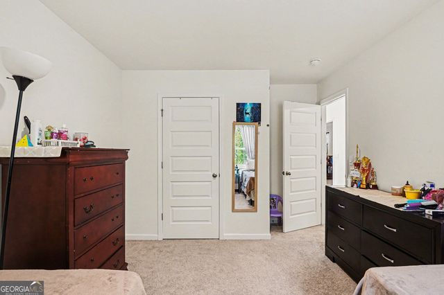 216 Friendship Oak Way, Hampton, GA 30228