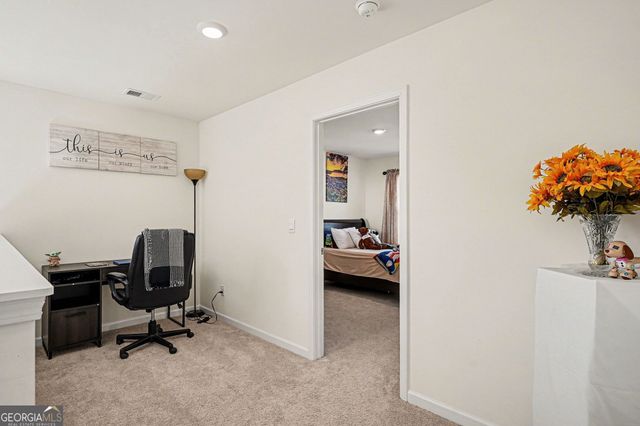 216 Friendship Oak Way, Hampton, GA 30228