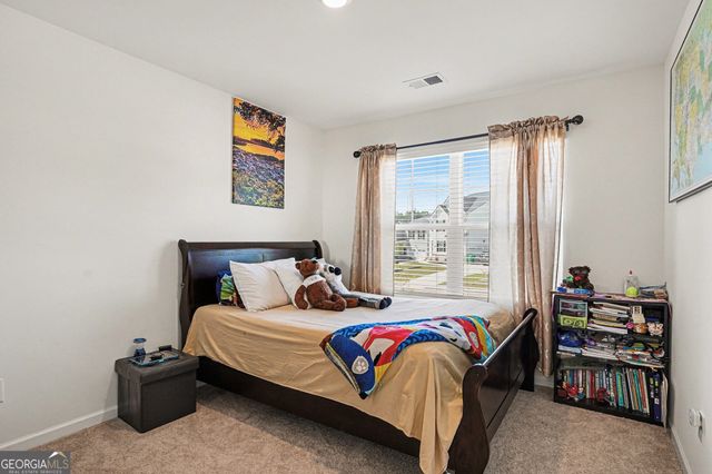 216 Friendship Oak Way, Hampton, GA 30228