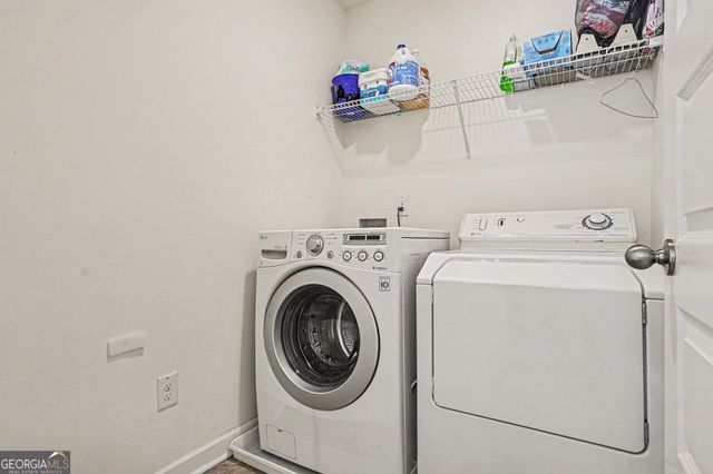 216 Friendship Oak Way, Hampton, GA 30228