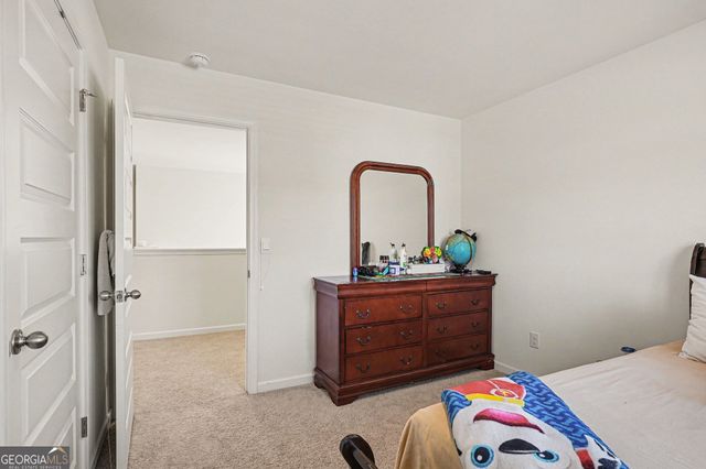 216 Friendship Oak Way, Hampton, GA 30228